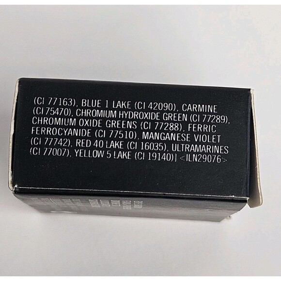 MAC Powder Single Eye Shadow ~ Strike Apose ~ NEW IN BOX 0.05oz/1.5g - Picture 6 of 7